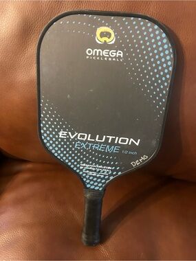 Omega Evolution Extreme Pickleball Paddle | 1/2" Core Carbon Fiber - Used